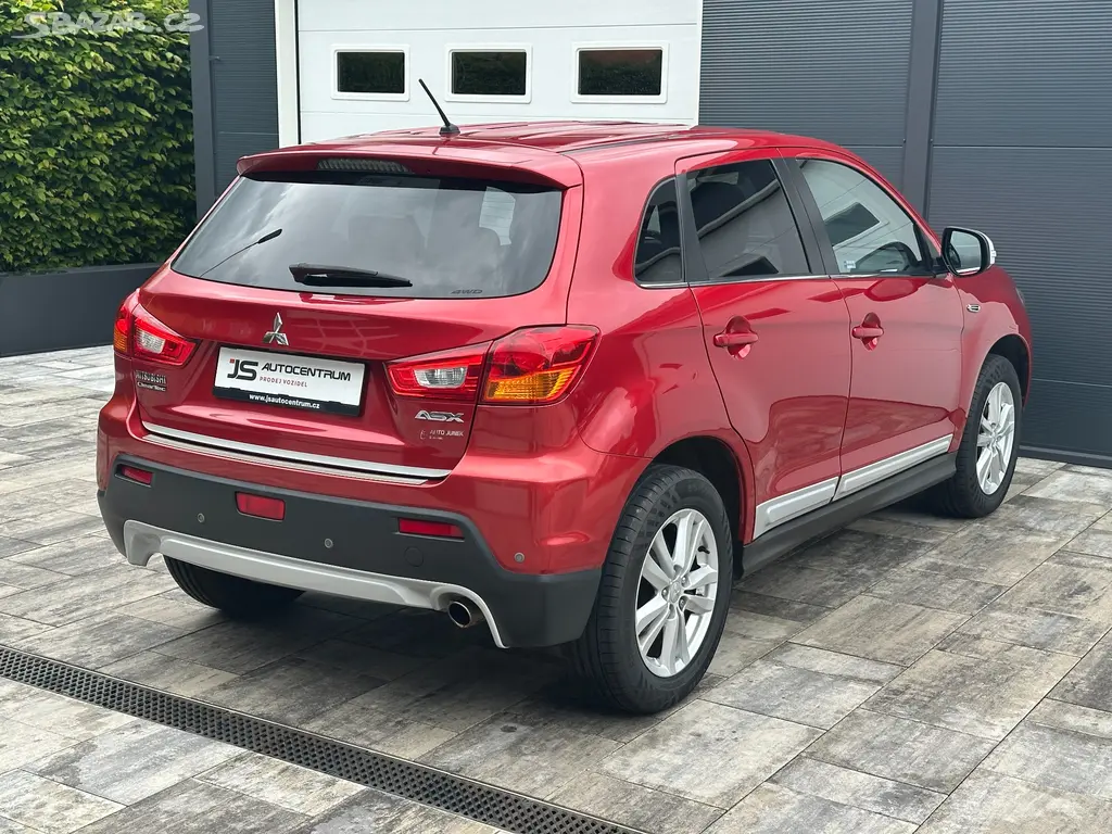 Mitsubishi ASX 1.8DI-D 150PS Intense 4x4 - fotka 4