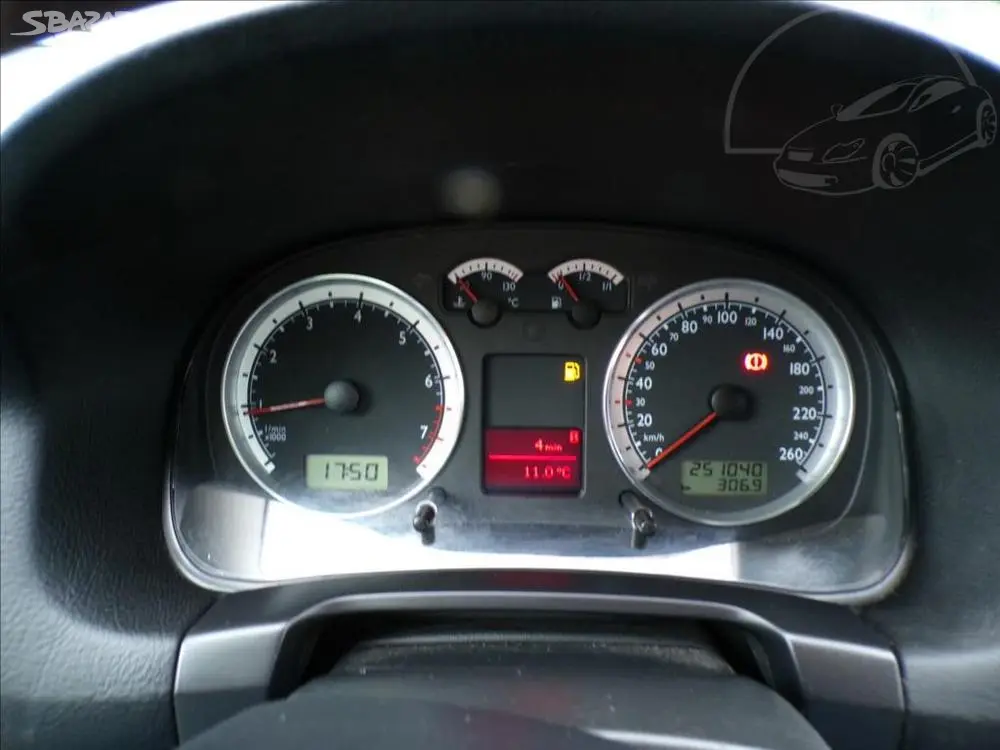 Volkswagen Golf 1,6 16V TAŽNÉ ZAŘÍZENÍ - fotka 6