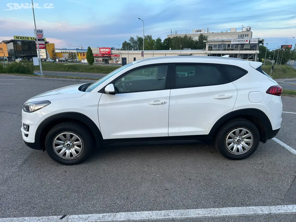 Hyundai Tucson, 1.6 benzín 97 kw koupeno v ČR - fotka 3