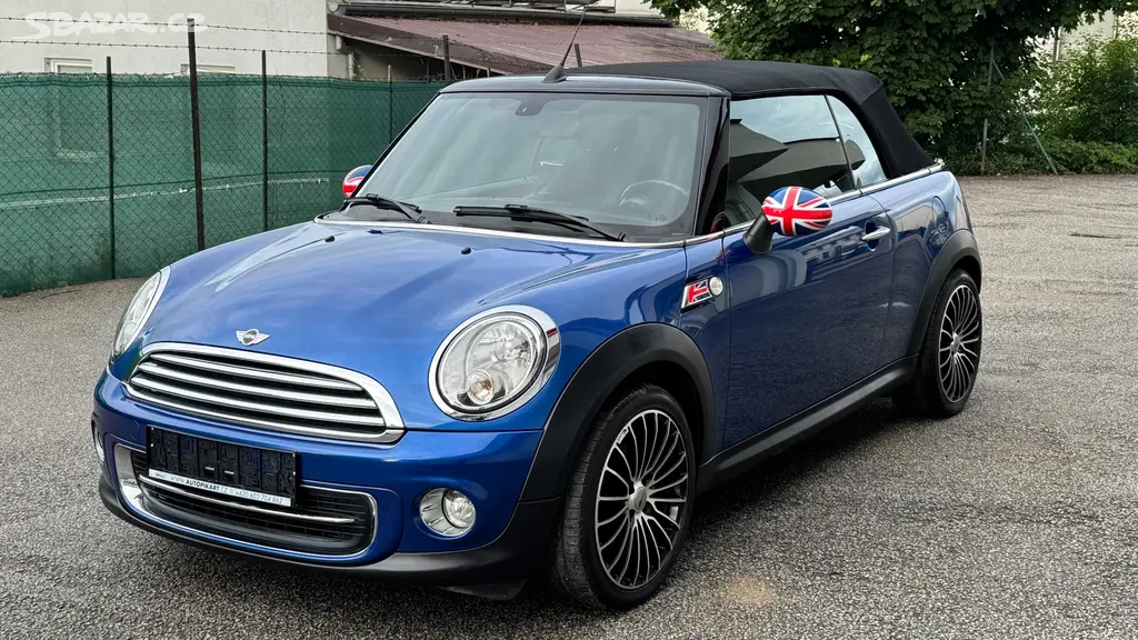 Mini Cooper Cabrio, 1.6i 90kW, el.střecha - fotka 2