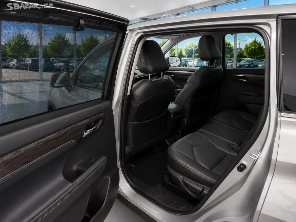 Toyota Highlander, 2.5e-CVT HEV 7míst, AWD - fotka 4