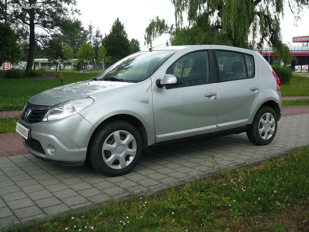 Dacia Sandero, 14MPI 1MAJ ČR - fotka 2