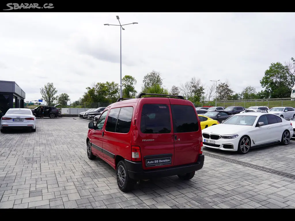 Peugeot Partner, 1.4i, ČR, 5 míst - fotka 4