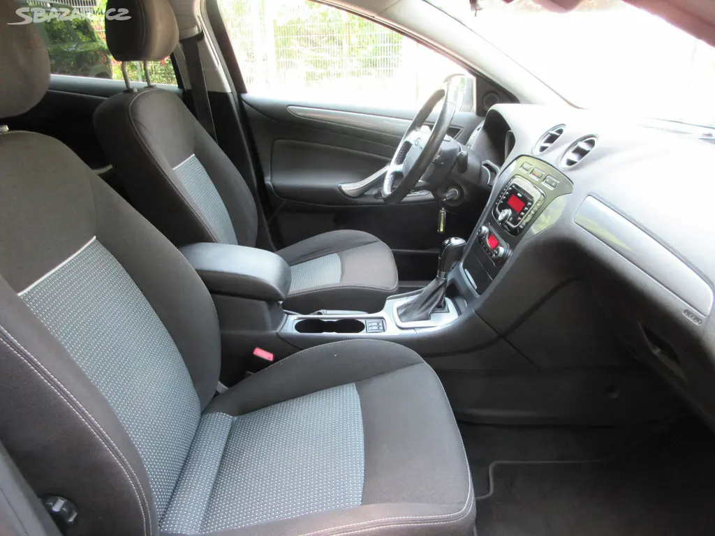 Ford Mondeo 2.0TDCi 103 Kw, automat, Nové ČR,Vyhř. - fotka 6