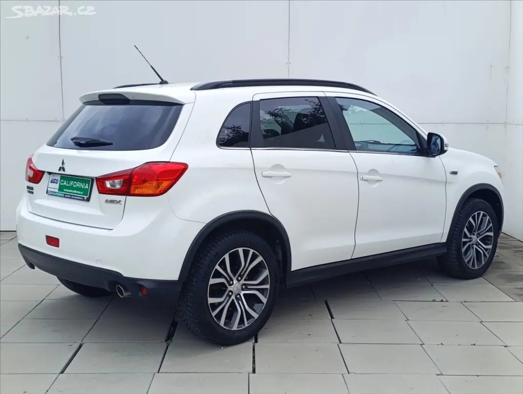 Mitsubishi ASX, 1,6 DI-D Kamera Navi Panorama - fotka 6