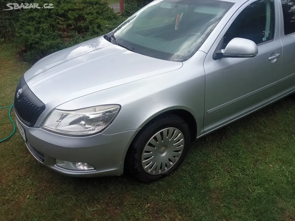 ŠKODA OCTAVIA 2 1.9 TDI 77KW PLNĚ POJÍZDNÁ - fotka 5