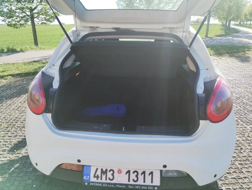 Fiat Bravo 1,6 JTD r.v. 2010, nová STK ! - fotka 4