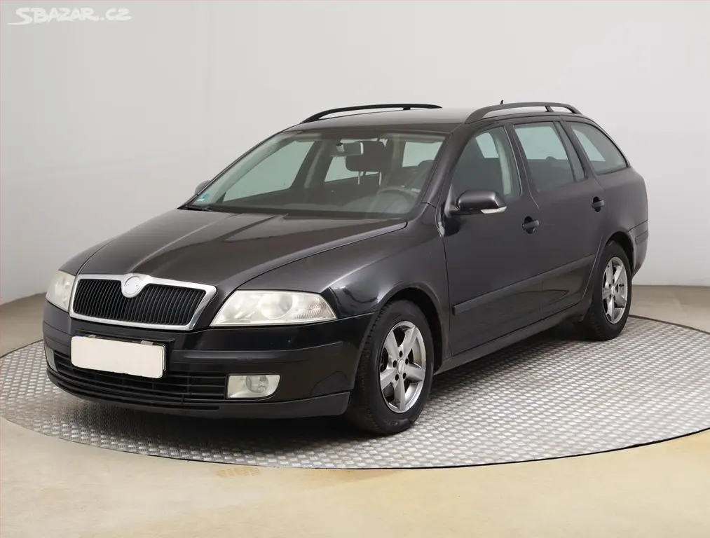 Škoda Octavia, 2.0 TDI, Serv.kniha, Klima - fotka 2