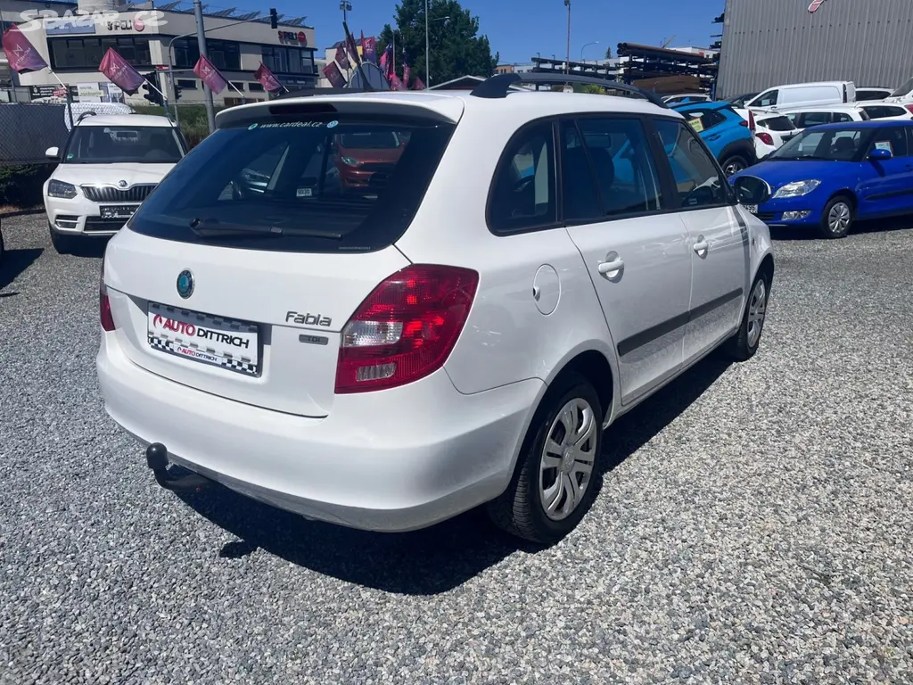 ŠKODA FABIA 1,6TDi KOMBI TAŽNÉ ZAŘÍZENÍ - fotka 6