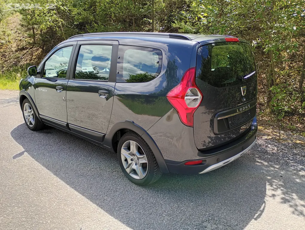 Dacia Lodgy 130 TCe Stepway, 1.majitelka. - fotka 5