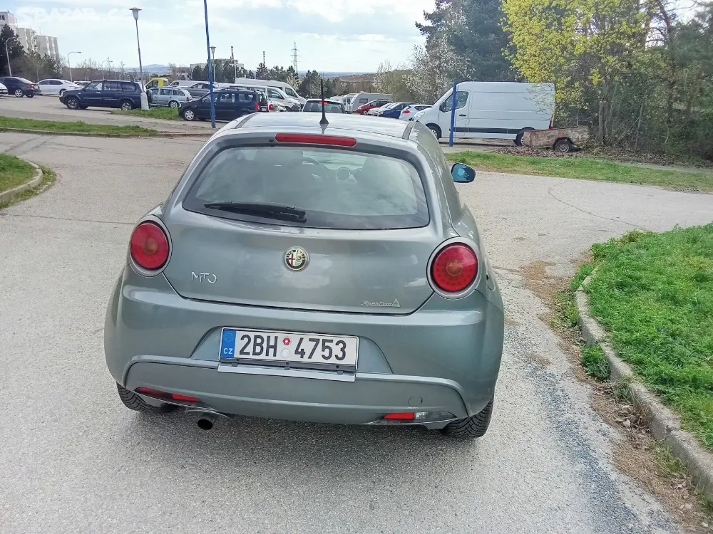 Alfa Romeo Mito pěkná bez koroze, spotřeba 5 litrů - fotka 5