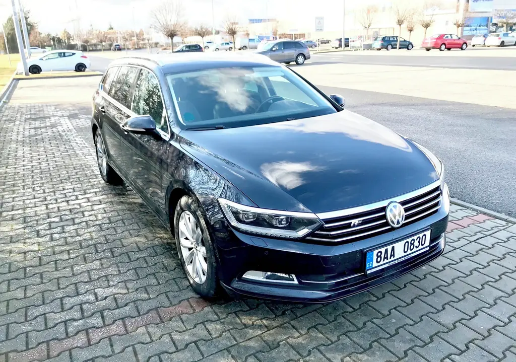 VW Passat B8 2.0TDI DSG Business FULL LED Bi-Xenon