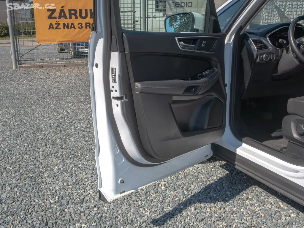 Ford S-MAX ČR 2.0D 110KW 1maj NAVIGACE - fotka 5