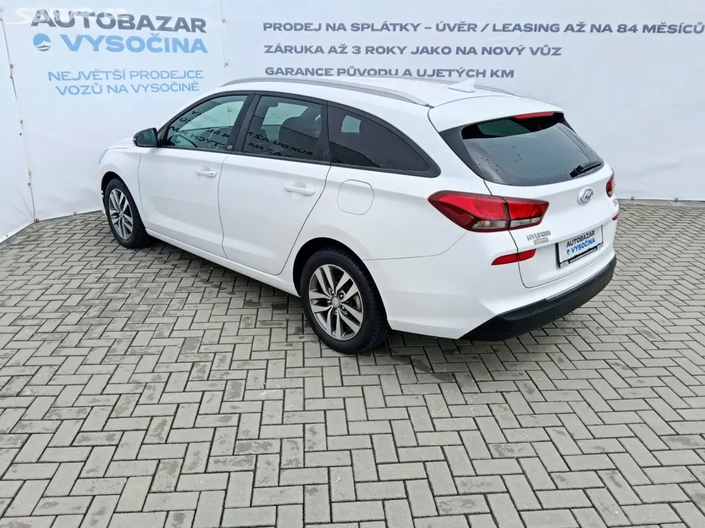 Hyundai i30, Com.1.0T-GDi Go! ČR+1.majitel! - fotka 6