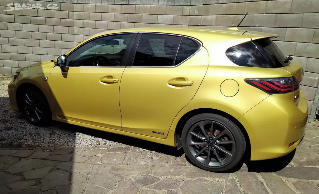 Lexus CT200h F Sport Xenon.Navi.Servis.Pneu.Kola