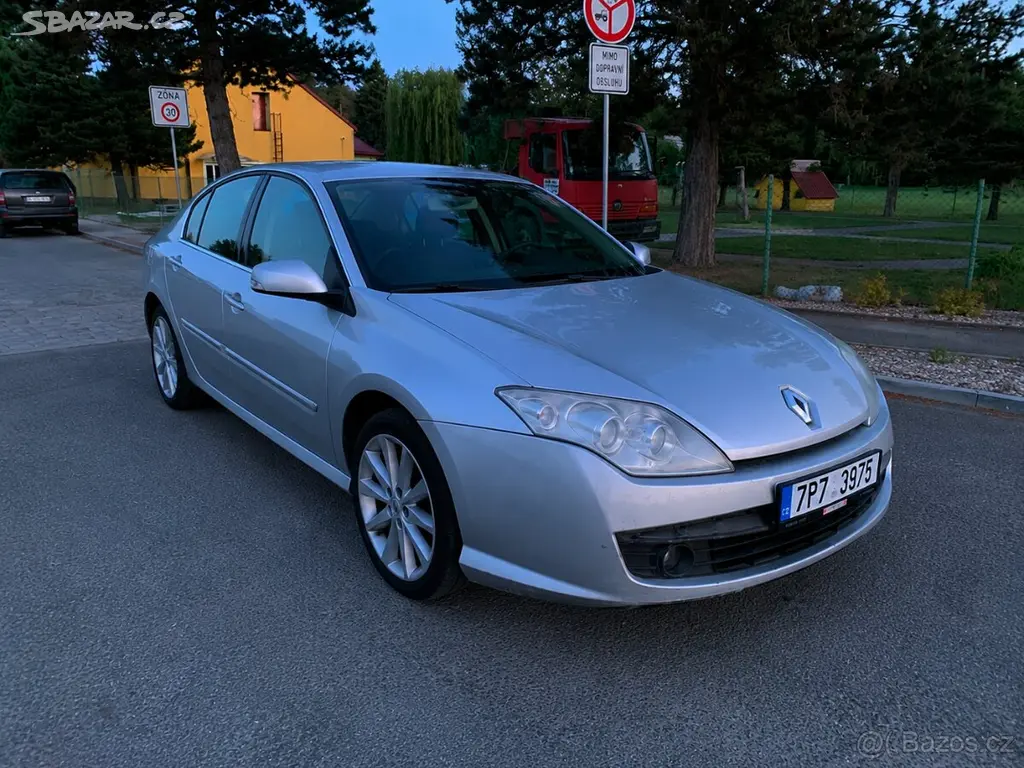 Renault Laguna 2.0DCi Manuál, Digiklima
