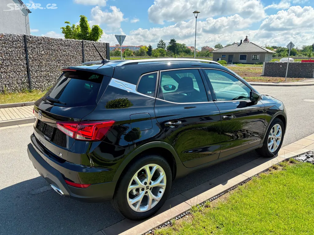 Seat Arona 1.0 TSi FR, odpočet DPH,virtual, SMART - fotka 2