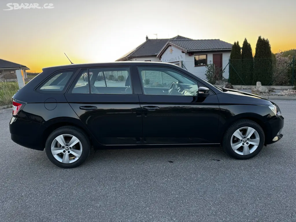 Škoda Fabia 1.0 TSI - 130TKM - fotka 5
