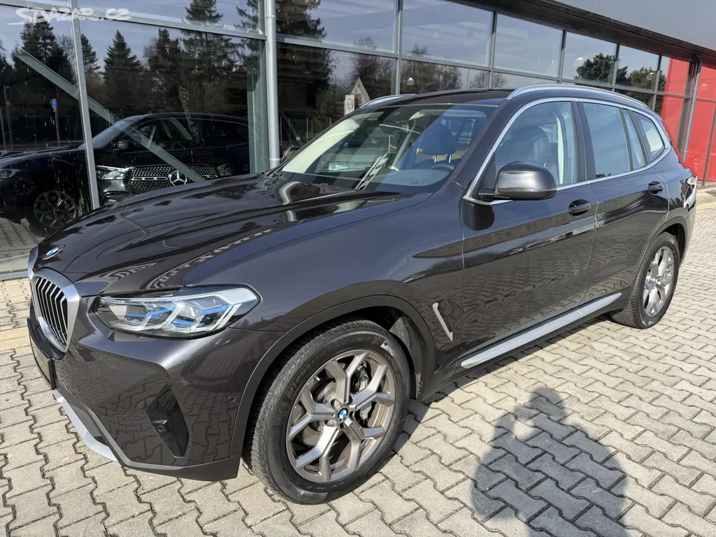 BMW X3, 30XD 210kW LASER PANORAMA CZ!! - fotka 4