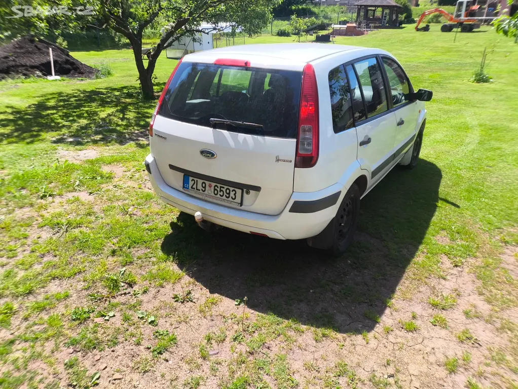 Ford fusion 1,2 - fotka 3
