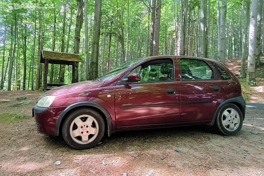 Opel Corsa 1.2 16V - 108.000 km, nová STK