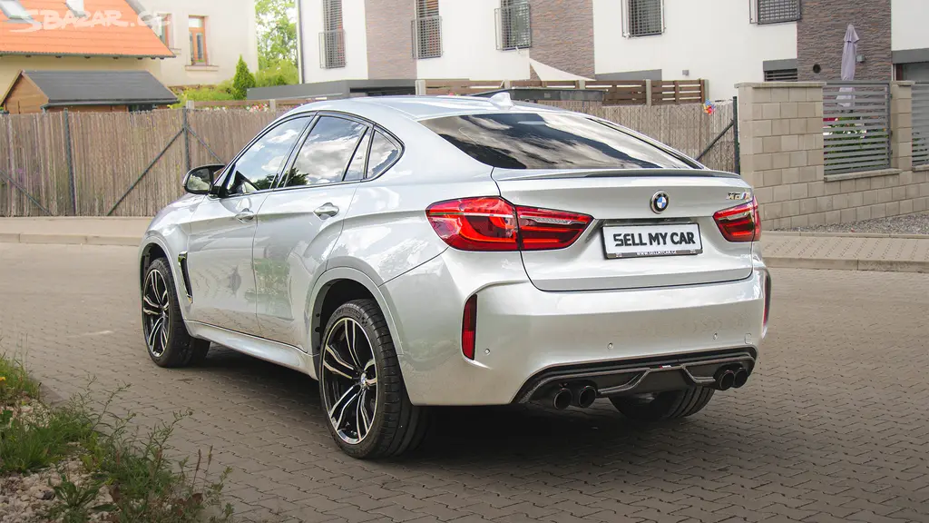 BMW X6, M 4,4/423kW xDrive ČR 360° - fotka 6