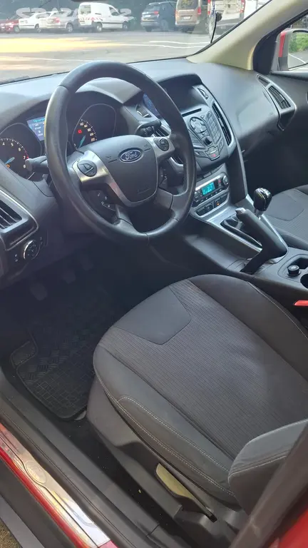 Ford Focus, 1.6 Ecoboost 110kW - fotka 3