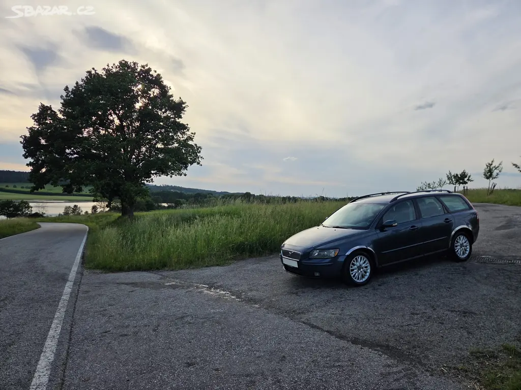 Volvo V50 - 2.0(100KW) NAFTA - STK 2028 - ROK 2005