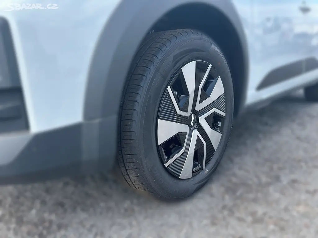 Dacia Sandero, Stepway Expression Eco-G 120 - fotka 5