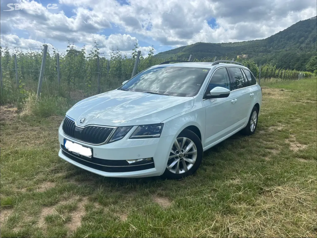 Škoda Octavia 2.0 TDI 150 PS Elegance | Panorama - fotka 5