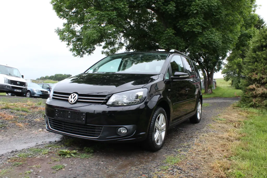 Volkswagen Touran 2.0 TDI MATCH,103 kW,Panorama