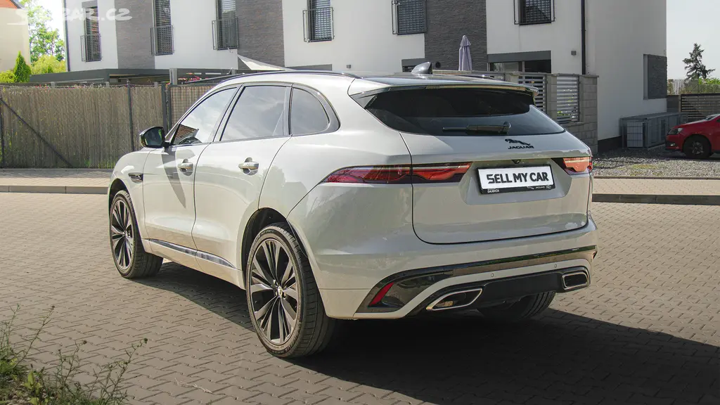 Jaguar F-Pace, 3,0/221kW ČR 1maj DPH 4x4 - fotka 6