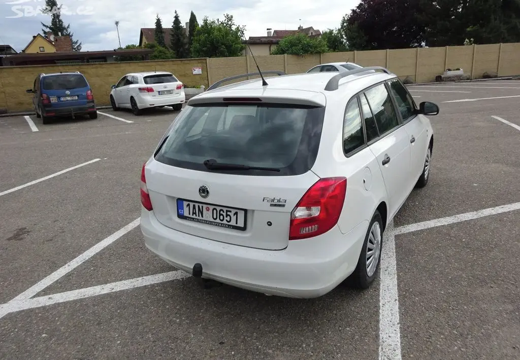 Škoda Fabia 1.4i Combi r.v.2010 (63 KW) STK 1/2028 - fotka 4