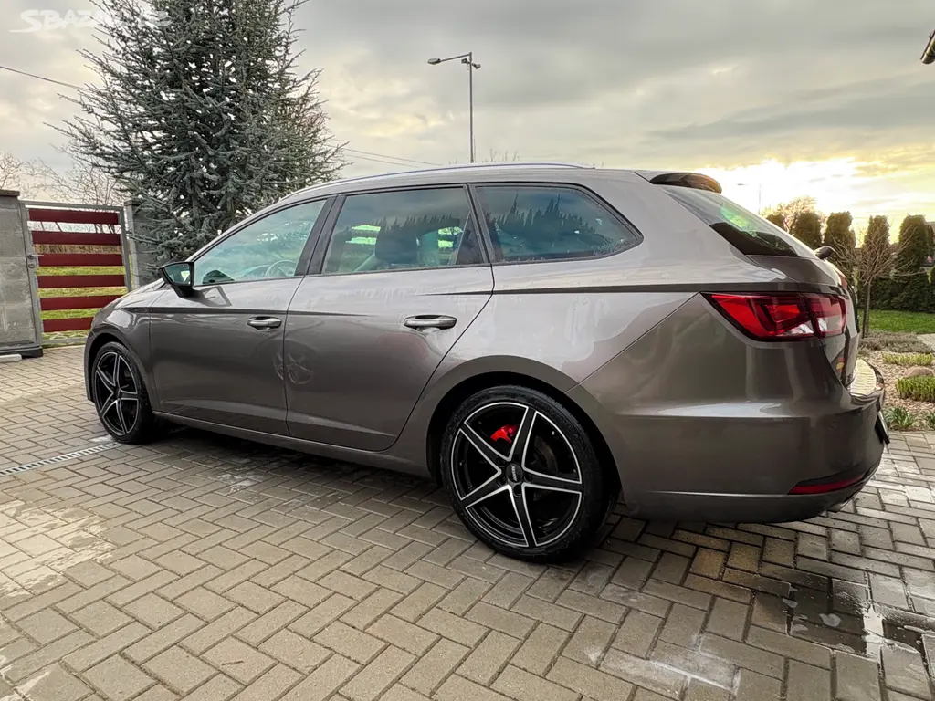 Seat Leon FR combi 2.0TDi 110 kw ČR - fotka 5