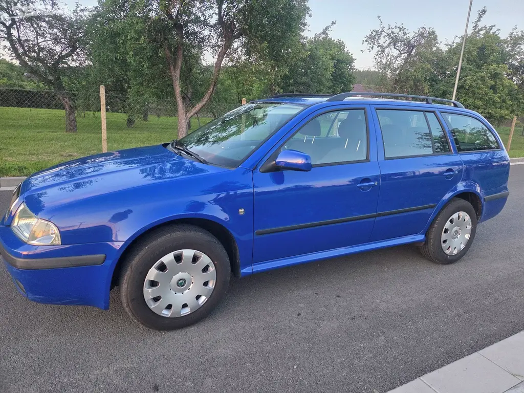 Škoda Octavia I 1.6 MPI TOUR rok 2009 Nové rozvody - fotka 3