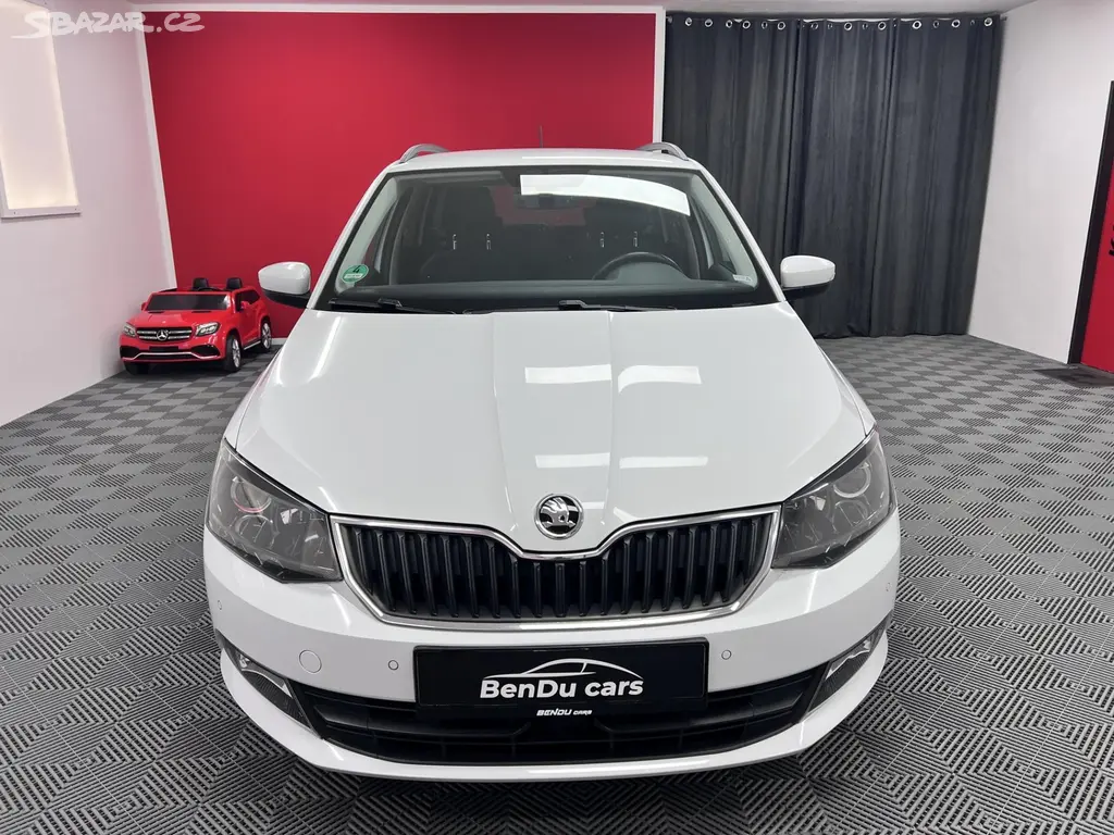 Škoda Fabia, 1.2 81 kW keylees Servis - fotka 2