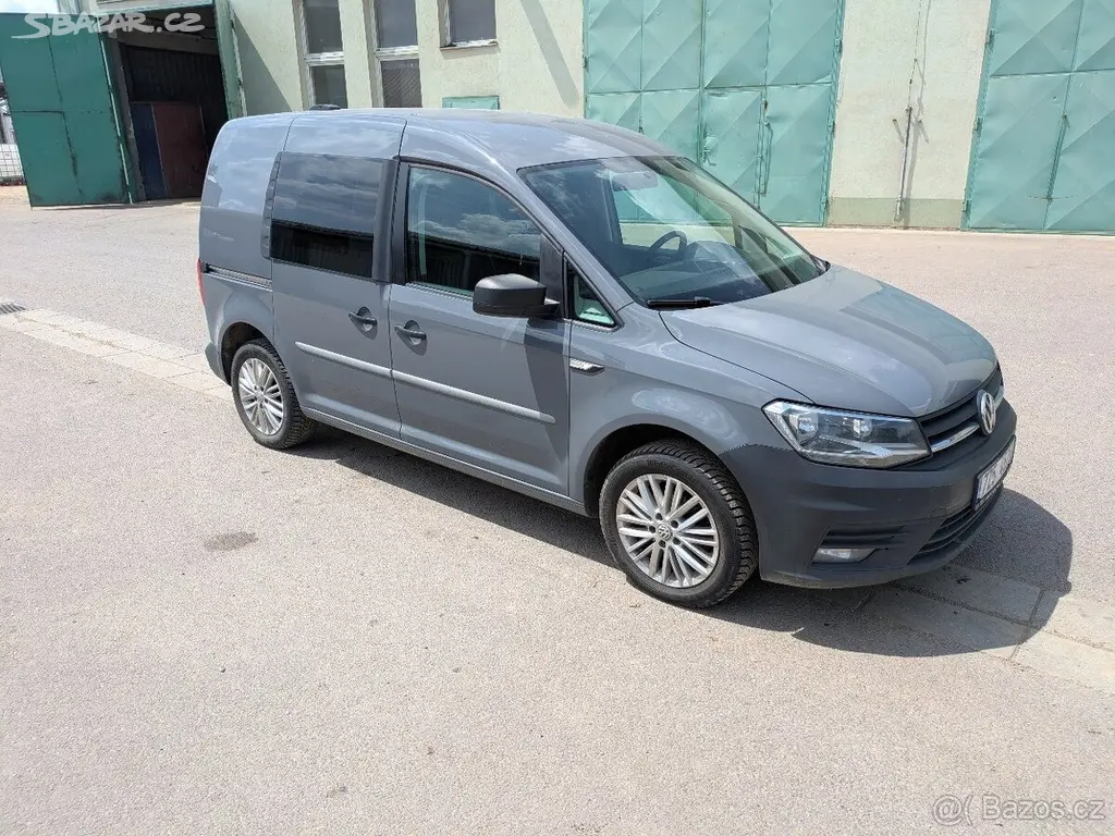 Volkswagen Caddy 2,0 - fotka 2