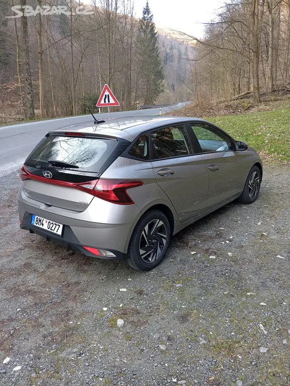 Hyundai i20 Comfort,2023, ČR,72.987km - fotka 6