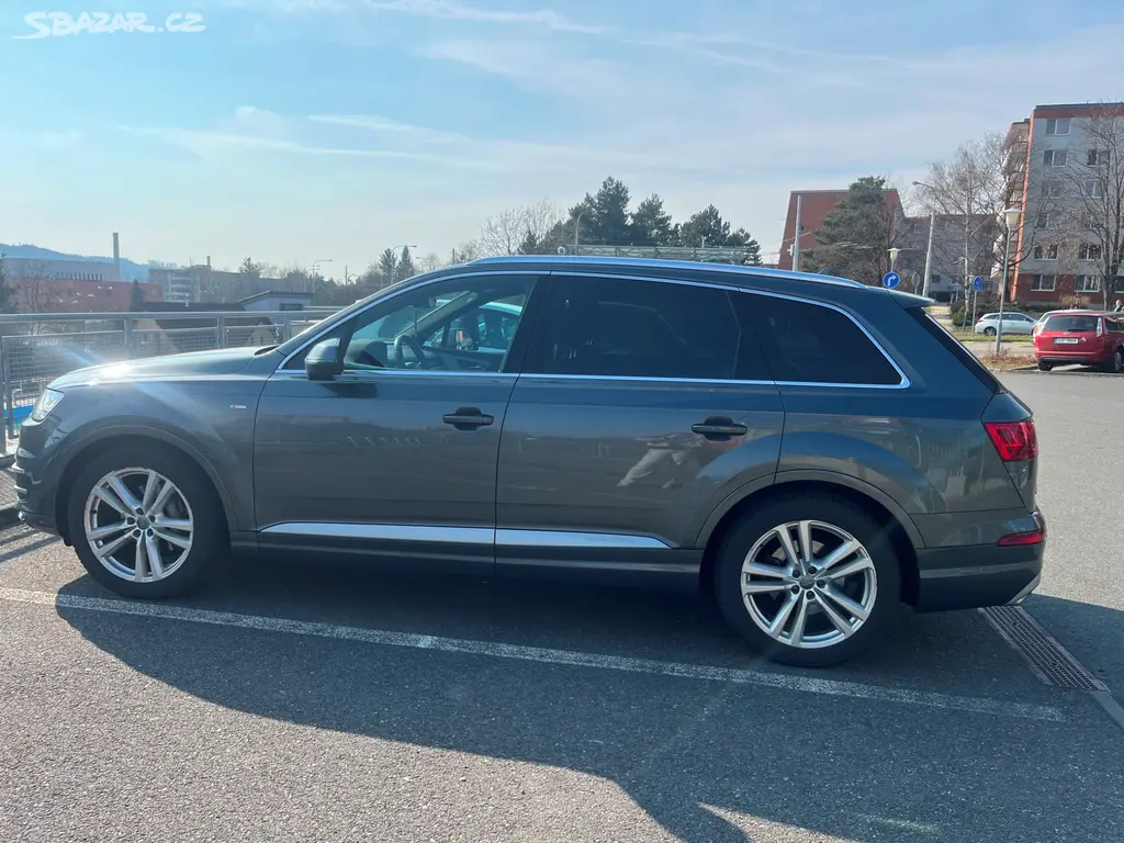 Audi Q7 - fotka 6