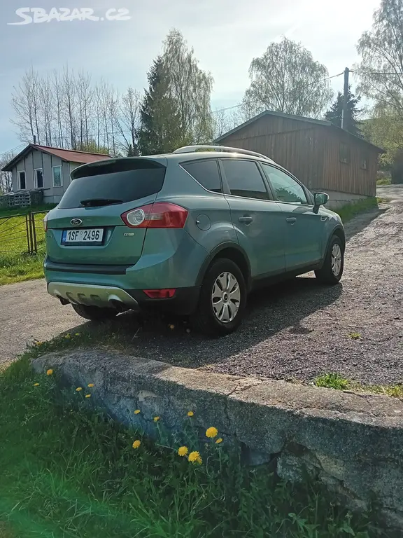 Ford Kuga 2,0TDCI 100KW 4x4 TREND - fotka 4