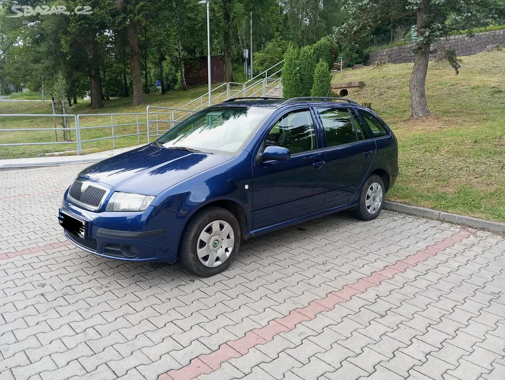 Škoda fabia combi - fotka 4
