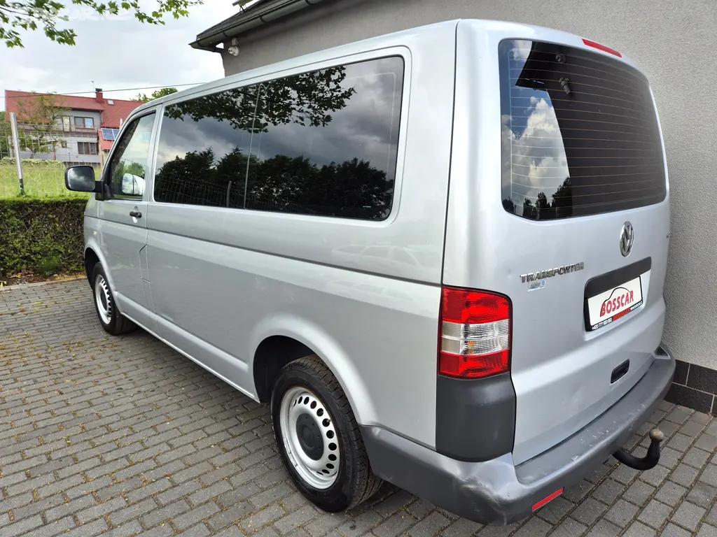 Volkswagen Transporter 1,9TDI 75Kw 9 Míst 199999Kč - fotka 4
