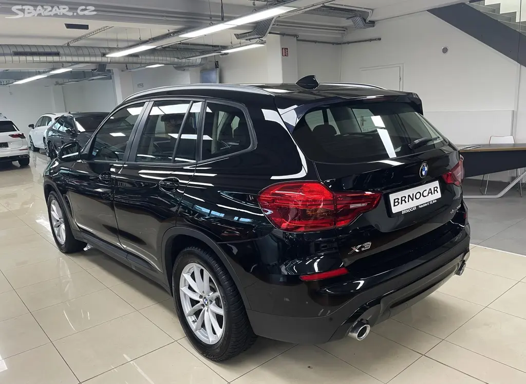 BMW X3, 20d xDrive 140kW, ČR - fotka 4