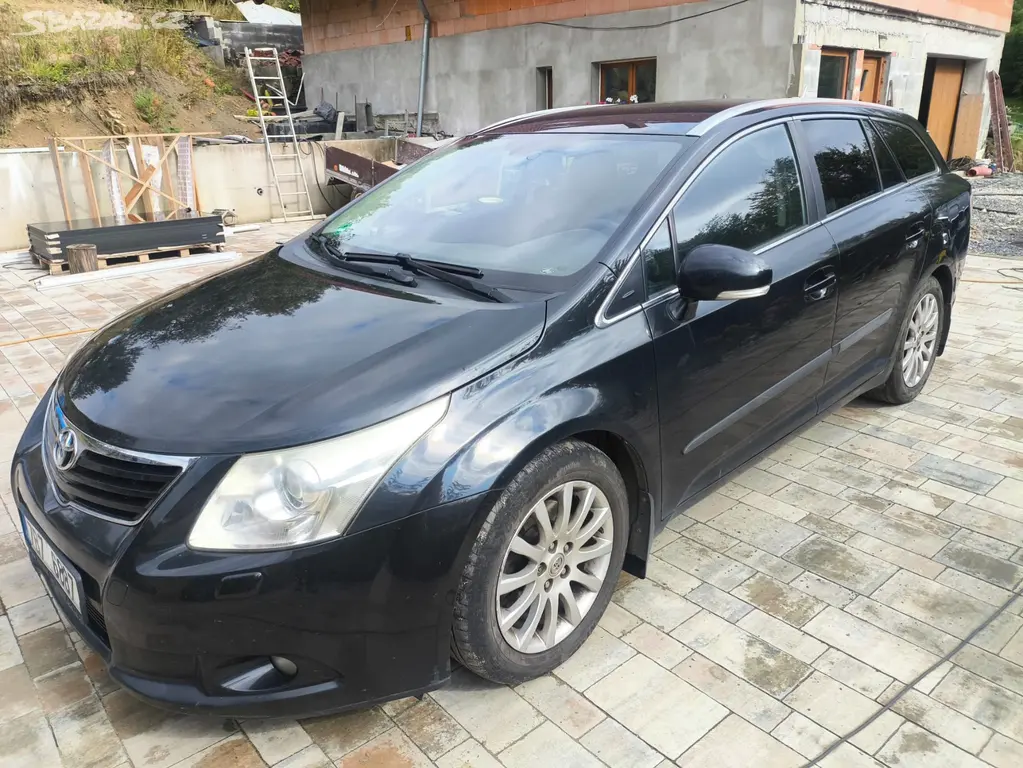 Toyota Avensis 2.2 D4D 110kw - fotka 4