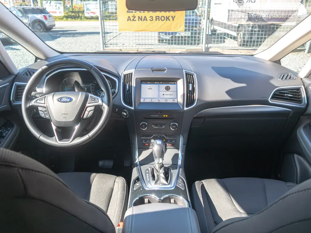 Ford S-MAX ČR 2.0D 110KW 1maj NAVIGACE - fotka 6