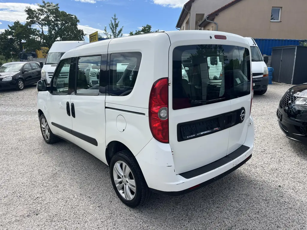 Opel Combo, 1.4i 16v 70kw Klima - fotka 6