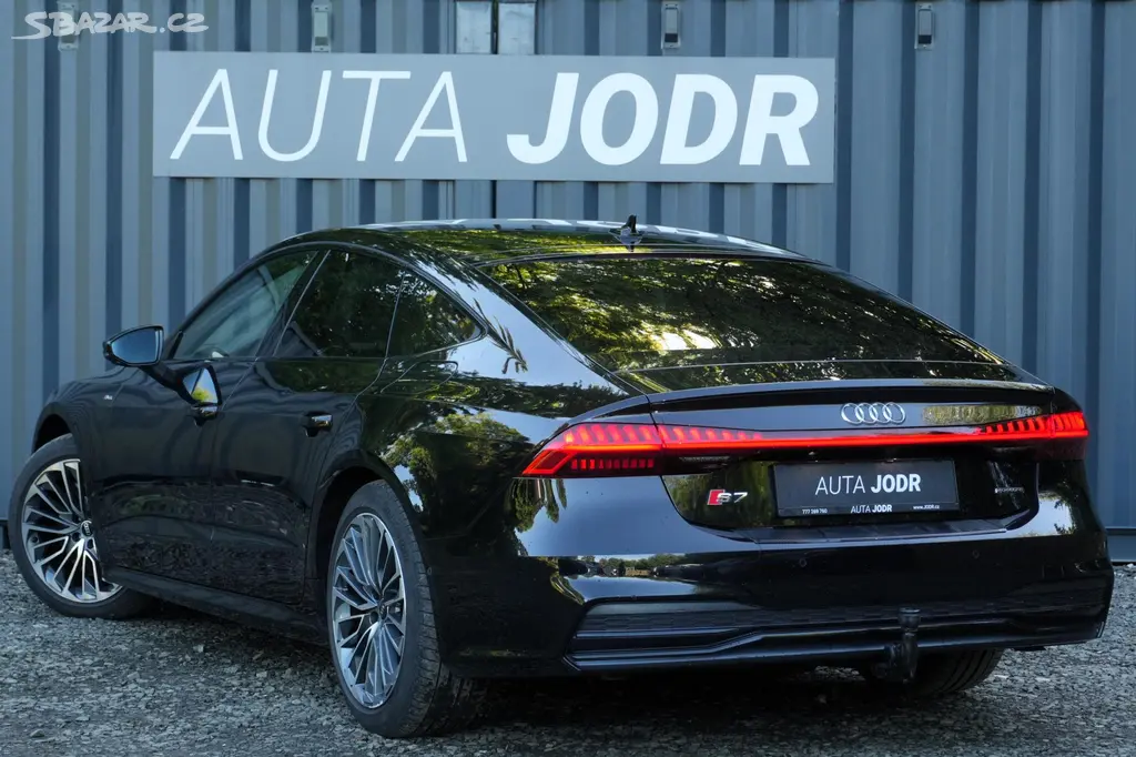 Audi A7, 55 TFSI e, Quattro, Tažné, B&O - fotka 6