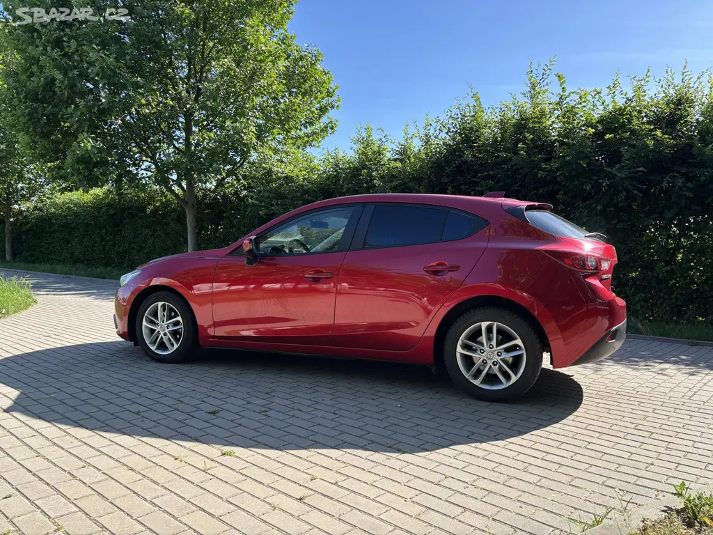 Mazda 3, 1.5 Prime-Line - fotka 5