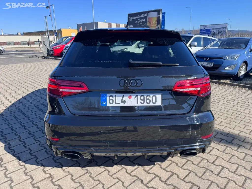 Audi RS3, 4X4 2,5 TFSI 400+ KONÍ KM - fotka 5