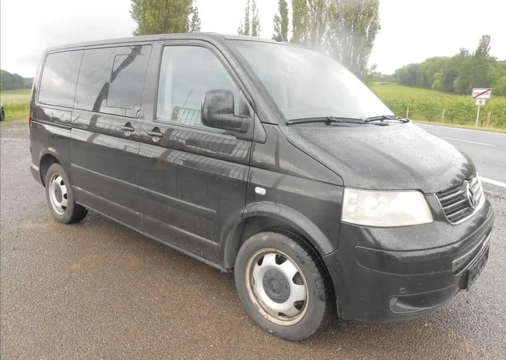 Volkswagen Multivan 2,5 96 kw 7 Míst Serviska - fotka 6